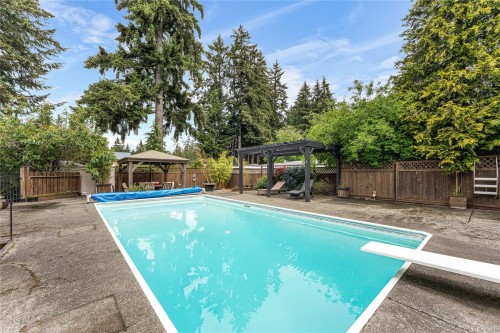 2280 Aldeane Ave, Colwood, BC 