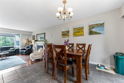 2280 Aldeane Ave, Colwood, BC 