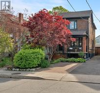52 FIFTH STREET Toronto, ON M8V 2Z2