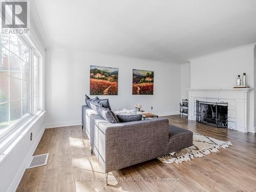804 Shadeland Avenue, Burlington, ON 