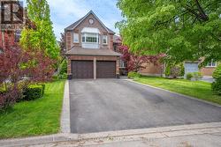 5 CURRY CRESCENT Halton Hills, ON L7G 5L4