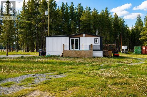 5553 93/95 Highway, Ta Ta Creek, BC - Outdoor