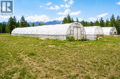 5553 93/95 Highway, Ta Ta Creek, BC - Outdoor