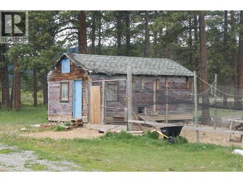 5553 93/95 Highway, Ta Ta Creek, BC - Outdoor