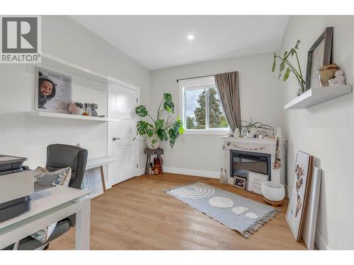 264 Douglas Avenue, Penticton, BC - Indoor Photo Showing Office
