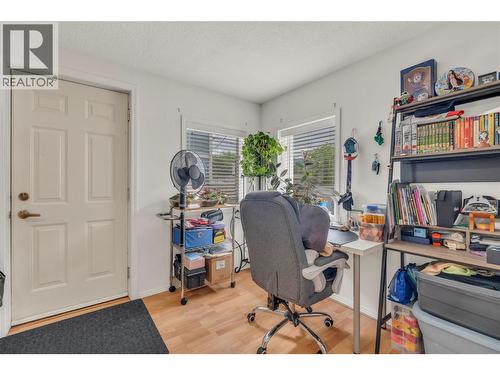 264 Douglas Avenue, Penticton, BC - Indoor