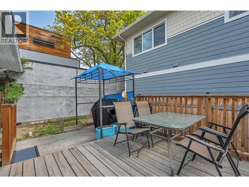 264 Douglas Avenue, Penticton, BC - Outdoor With Deck Patio Veranda With Exterior
