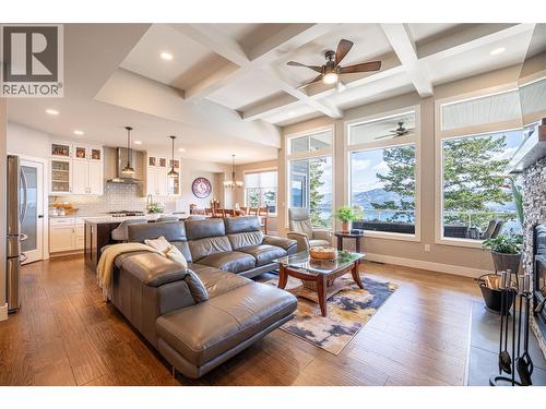 Open space living room/kitchen and dining area - 132 Crown Crescent, Vernon, BC - Indoor Photo Showing Living Room