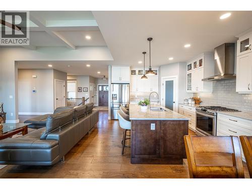 132 Crown Crescent, Vernon, BC - Indoor Photo Showing Kitchen With Upgraded Kitchen
