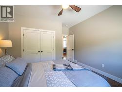 Second bedroom on main floor - 