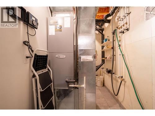 132 Crown Crescent, Vernon, BC - Indoor Photo Showing Basement