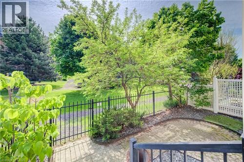 35 Grosvenor Lane, Cambridge, ON - Outdoor