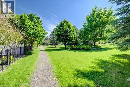 35 Grosvenor Lane, Cambridge, ON - Outdoor