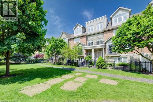 35 Grosvenor Lane, Cambridge, ON - Outdoor