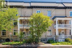 99 GOULBURN AVENUE Ottawa, ON K1N 8C9