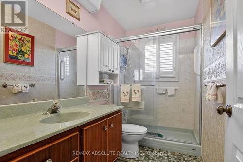2799 Dumaurier Avenue, Ottawa, ON - Indoor Photo Showing Bathroom