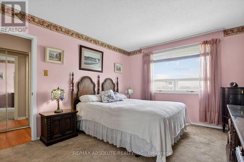 2799 Dumaurier Avenue, Ottawa, ON - Indoor Photo Showing Bedroom