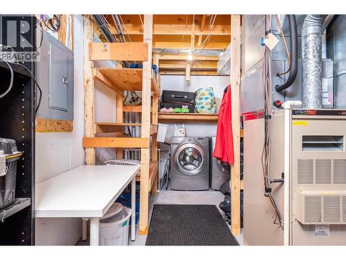 2395 Pleasant Valley Road Unit# 5, Armstrong, BC - Indoor Photo Showing Laundry Room