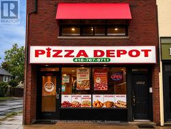 4986 DUNDAS STREET W Toronto, ON M9A 1B7