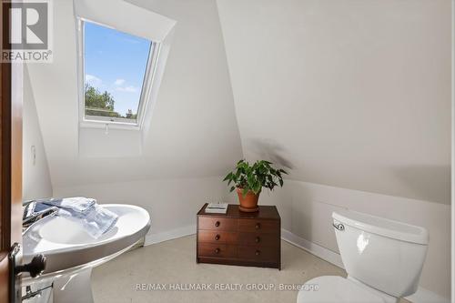 2043 Riverside Drive, Ottawa, ON - Indoor Photo Showing Bathroom