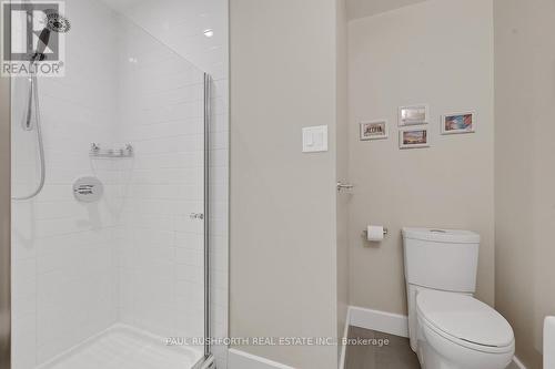 3 Piece Ensuite-Bedroom #3 - 501 Wilbrod Street, Ottawa, ON - Indoor Photo Showing Bathroom