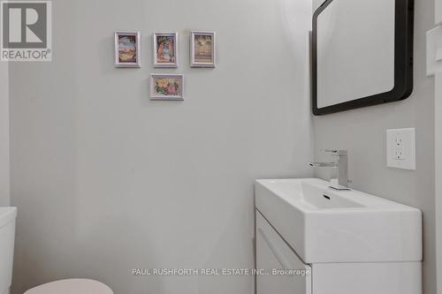 3 Piece Ensuite-Bedroom #3 - 501 Wilbrod Street, Ottawa, ON - Indoor Photo Showing Bathroom