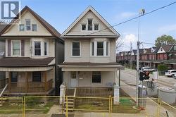 643 WILSON Street  Hamilton, ON L8L 1V2