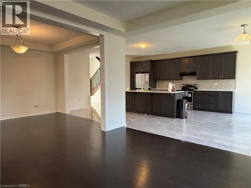 18 Dolucci Crescent, Brampton, ON - Indoor Photo Showing Kitchen