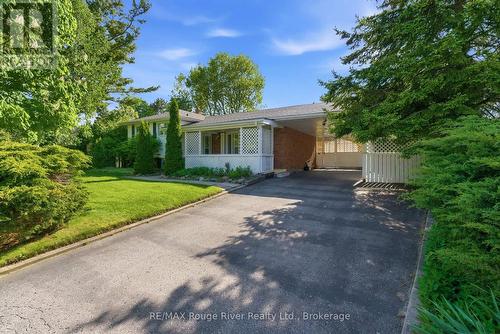 18 STRATHY ROAD  Ajax (South East), ON L1S 2V1