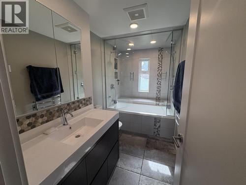 20154 Beattie Drive, Hudsons Hope, BC - Indoor Photo Showing Bathroom