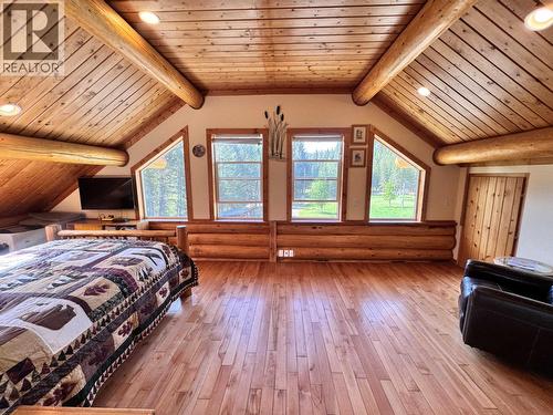 4485 Trip Road, 100 Mile House, BC - Indoor Photo Showing Bedroom