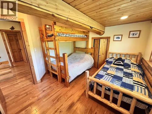 4485 Trip Road, 100 Mile House, BC - Indoor Photo Showing Bedroom