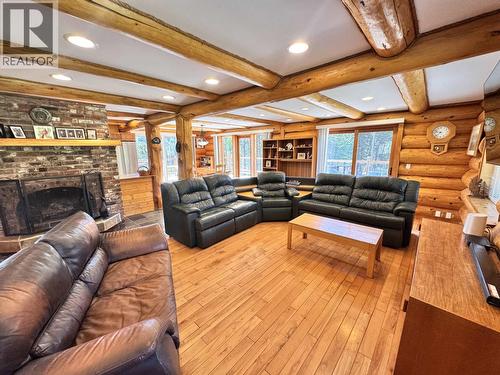 4485 Trip Road, 100 Mile House, BC - Indoor Photo Showing Living Room With Fireplace