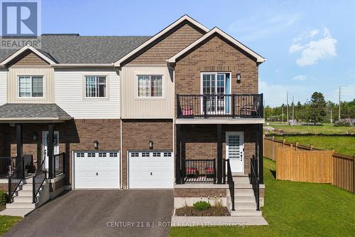 21 BROWN BEAR STREET  Barrie, ON L9J 0H7