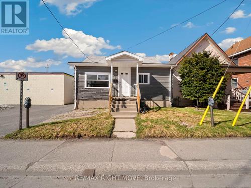 33 ALBERT STREET S  Orillia, ON L3V 5K6