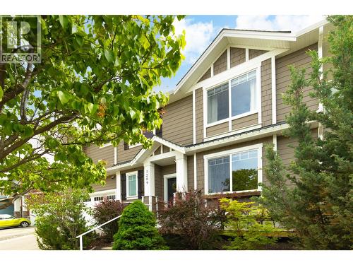 1209 Bergamot Avenue, Kelowna, BC - Outdoor
