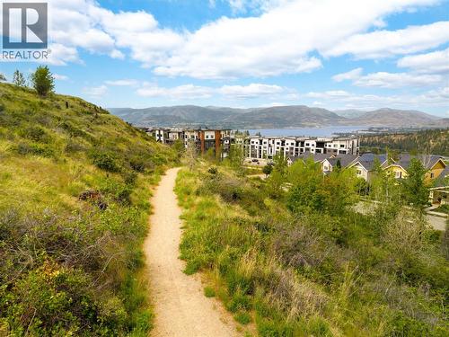 1209 Bergamot Avenue, Kelowna, BC - Outdoor With View