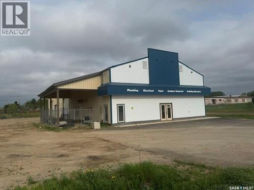 211 Main Street N, Goodsoil, SK 