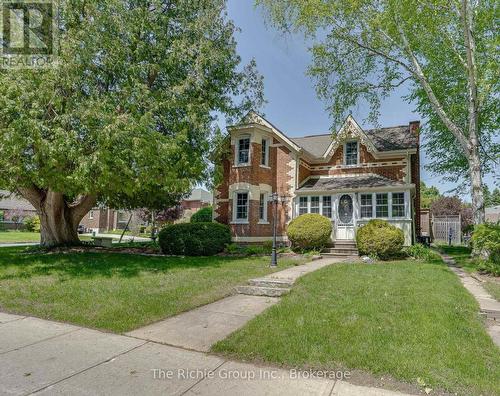 15 EMMA STREET  Caledon, ON L7C 1K5