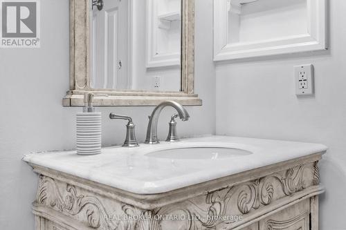 63 Haskell Crescent, Aurora, ON - Indoor Photo Showing Bathroom