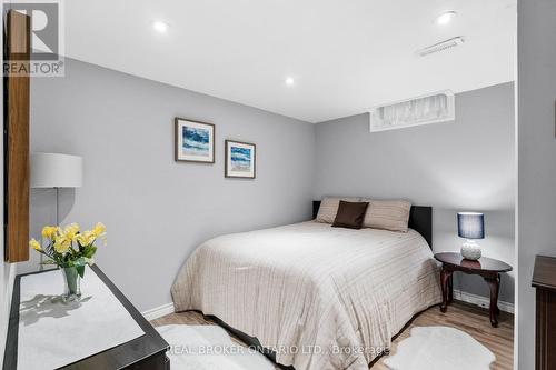 63 Haskell Crescent, Aurora, ON - Indoor Photo Showing Bedroom