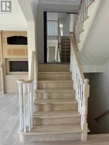 5612 Thorn Lane, Burlington, ON - Indoor Photo Showing Other Room