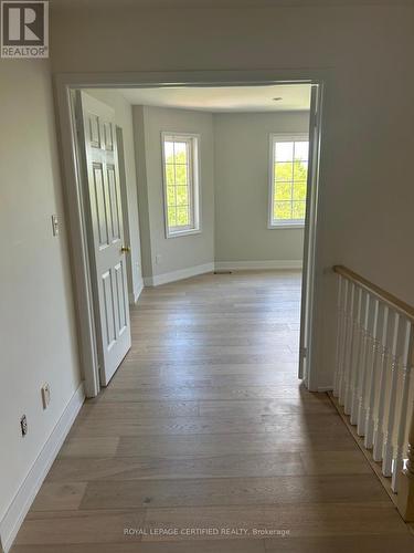 5612 Thorn Lane, Burlington, ON - Indoor Photo Showing Other Room