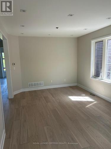5612 Thorn Lane, Burlington, ON - Indoor Photo Showing Other Room