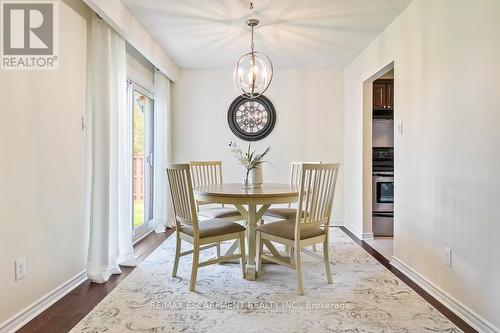 3268 Mainsail Crescent, Mississauga, ON - Indoor Photo Showing Dining Room