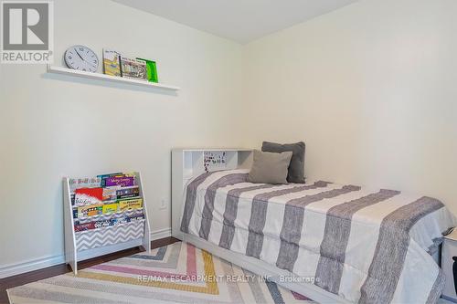 3268 Mainsail Crescent, Mississauga, ON - Indoor Photo Showing Bedroom