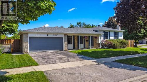 3268 Mainsail Crescent, Mississauga, ON - Outdoor With Facade