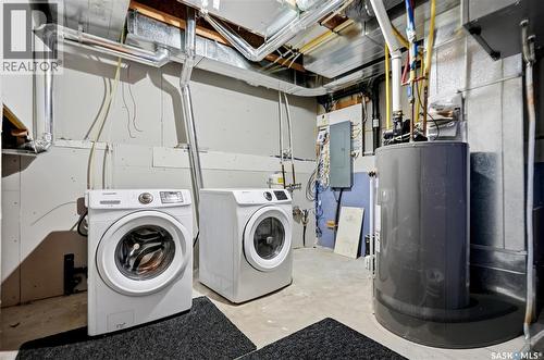 270 Newton Link, Saskatoon, SK - Indoor Photo Showing Laundry Room