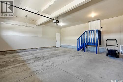 270 Newton Link, Saskatoon, SK - Indoor Photo Showing Garage
