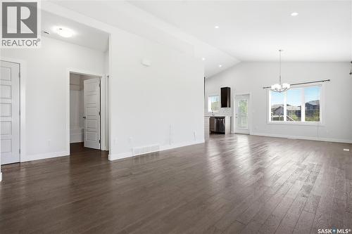 270 Newton Link, Saskatoon, SK - Indoor Photo Showing Living Room
